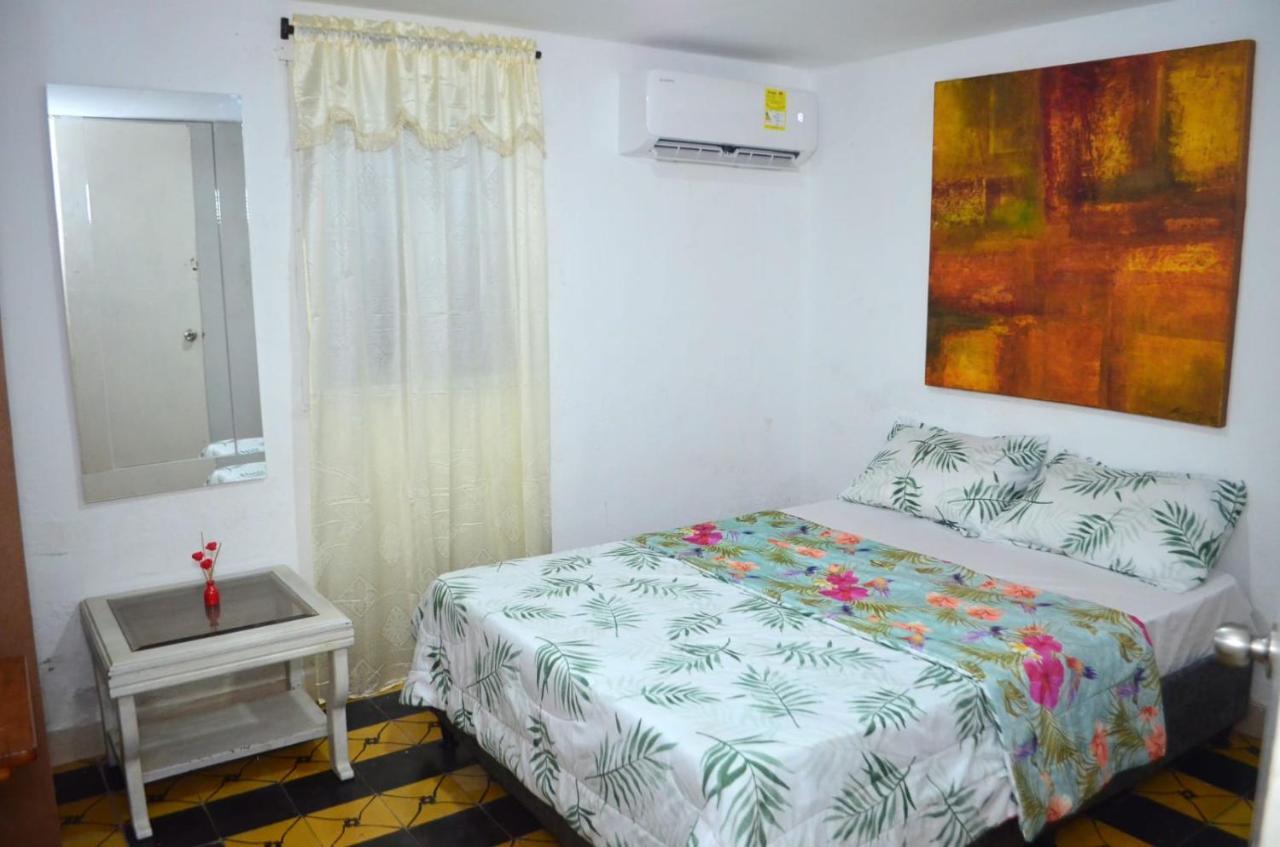 Casa Hostal Kristalu Cartagena Luaran gambar