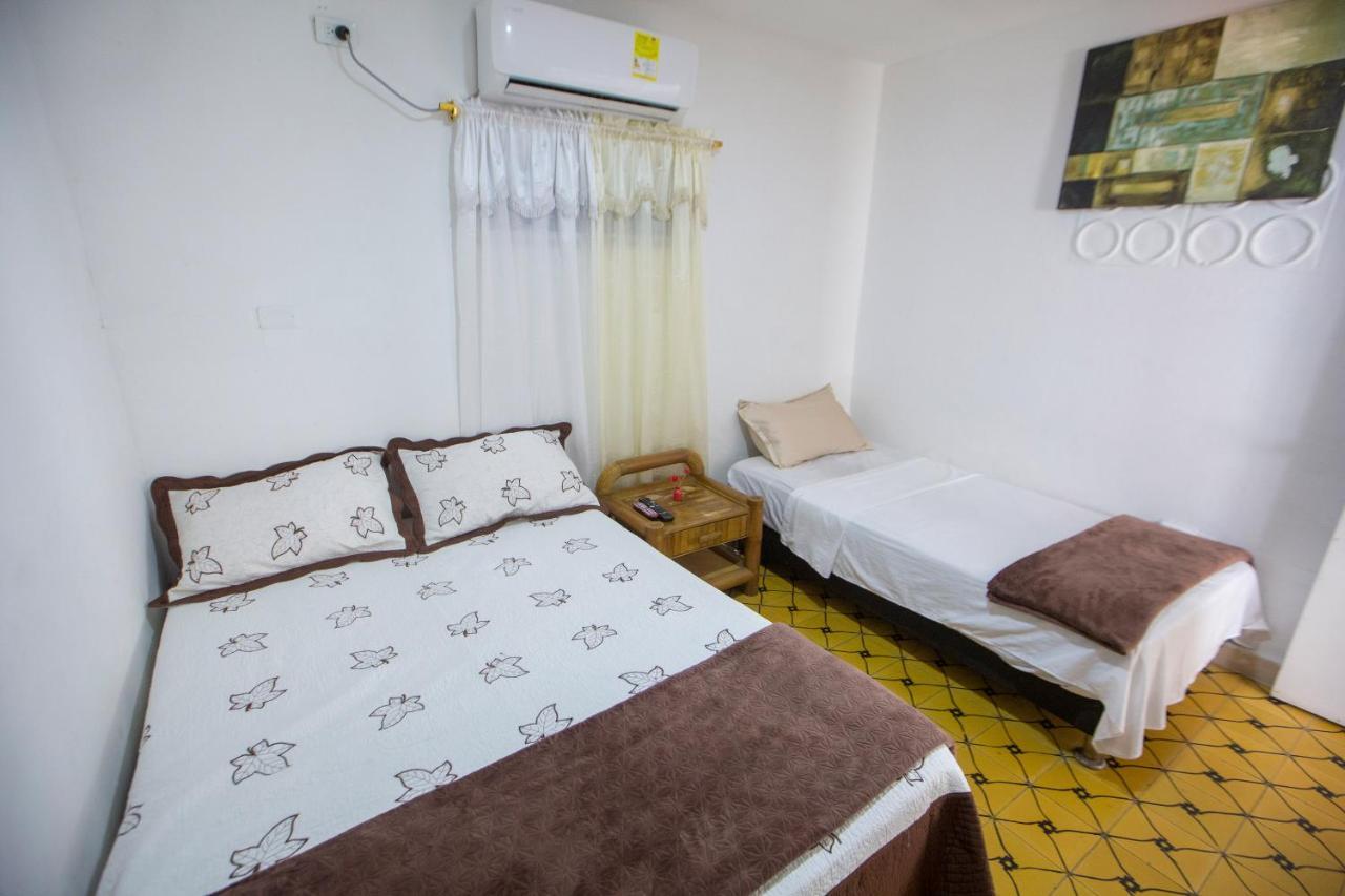 Casa Hostal Kristalu Cartagena Luaran gambar